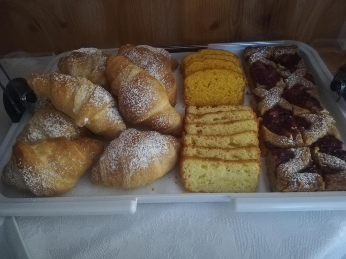 Garni Piz Da L'Ander Hotell Corvara In Badia Eksteriør bilde