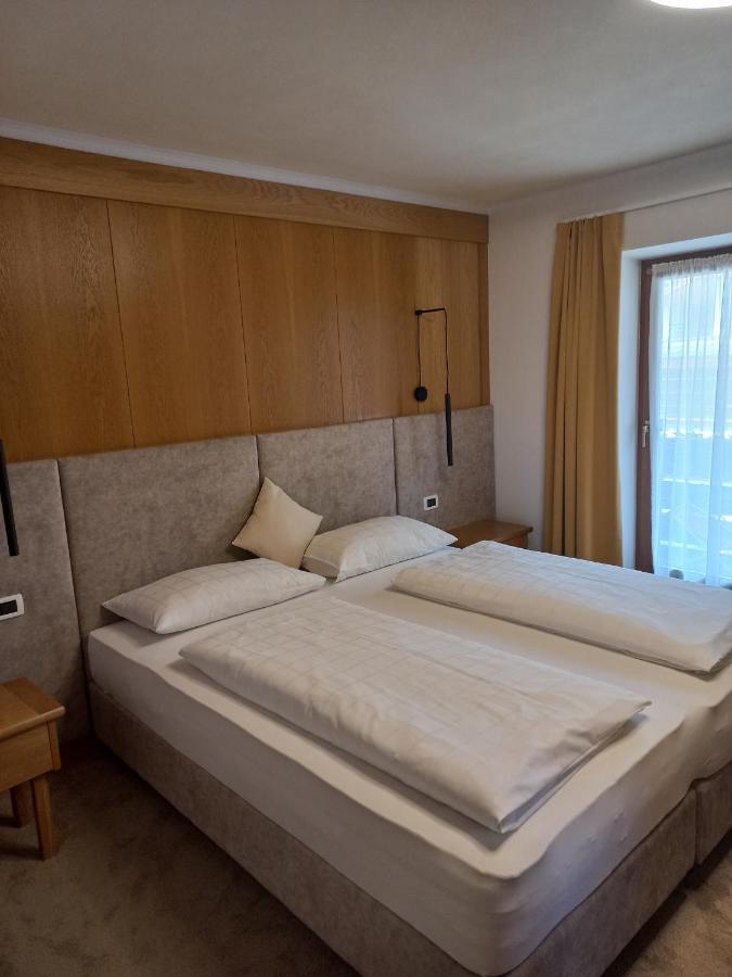 Garni Piz Da L'Ander Hotell Corvara In Badia Eksteriør bilde