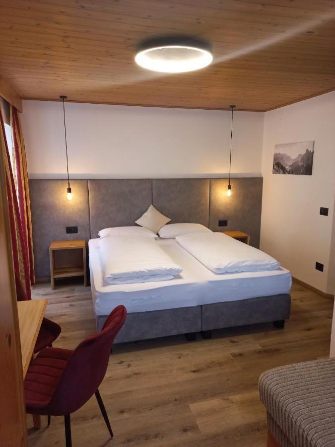 Garni Piz Da L'Ander Hotell Corvara In Badia Eksteriør bilde