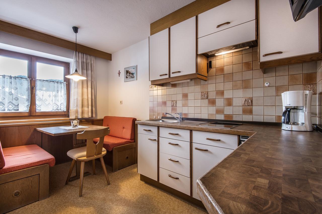 Garni Piz Da L'Ander Hotell Corvara In Badia Eksteriør bilde